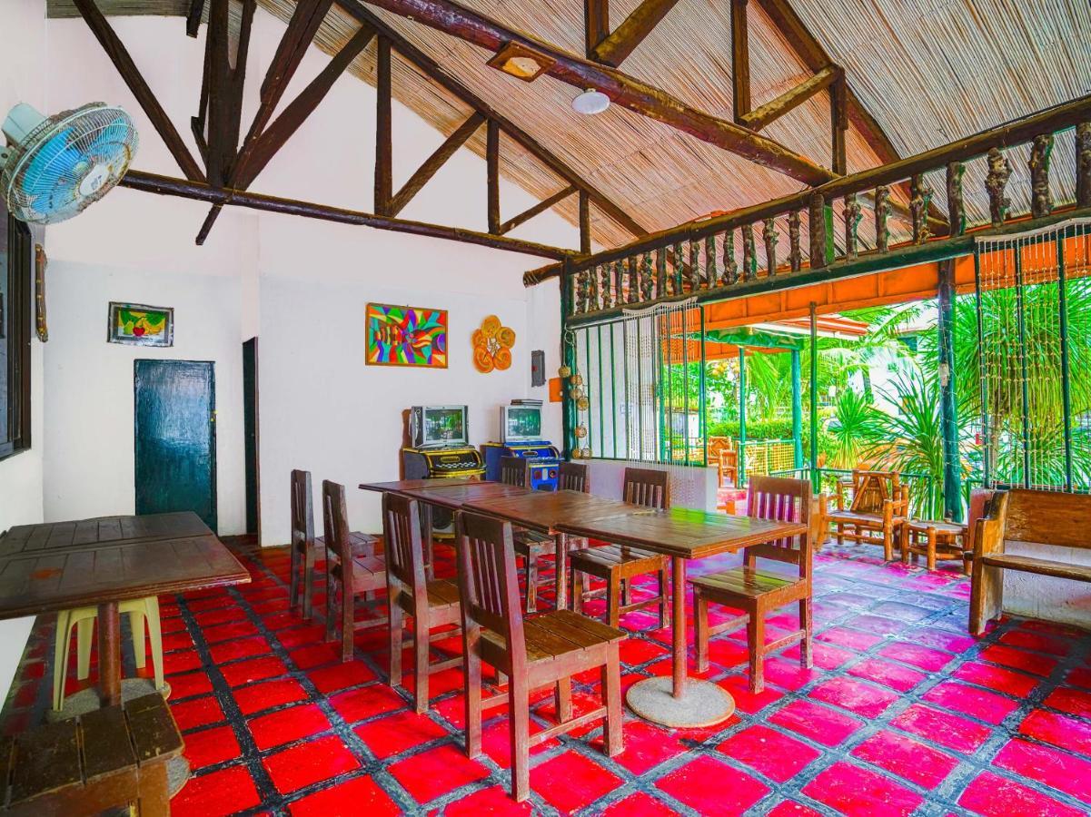 Oyo 875 Madhavi Beach Resort Balibago 외부 사진
